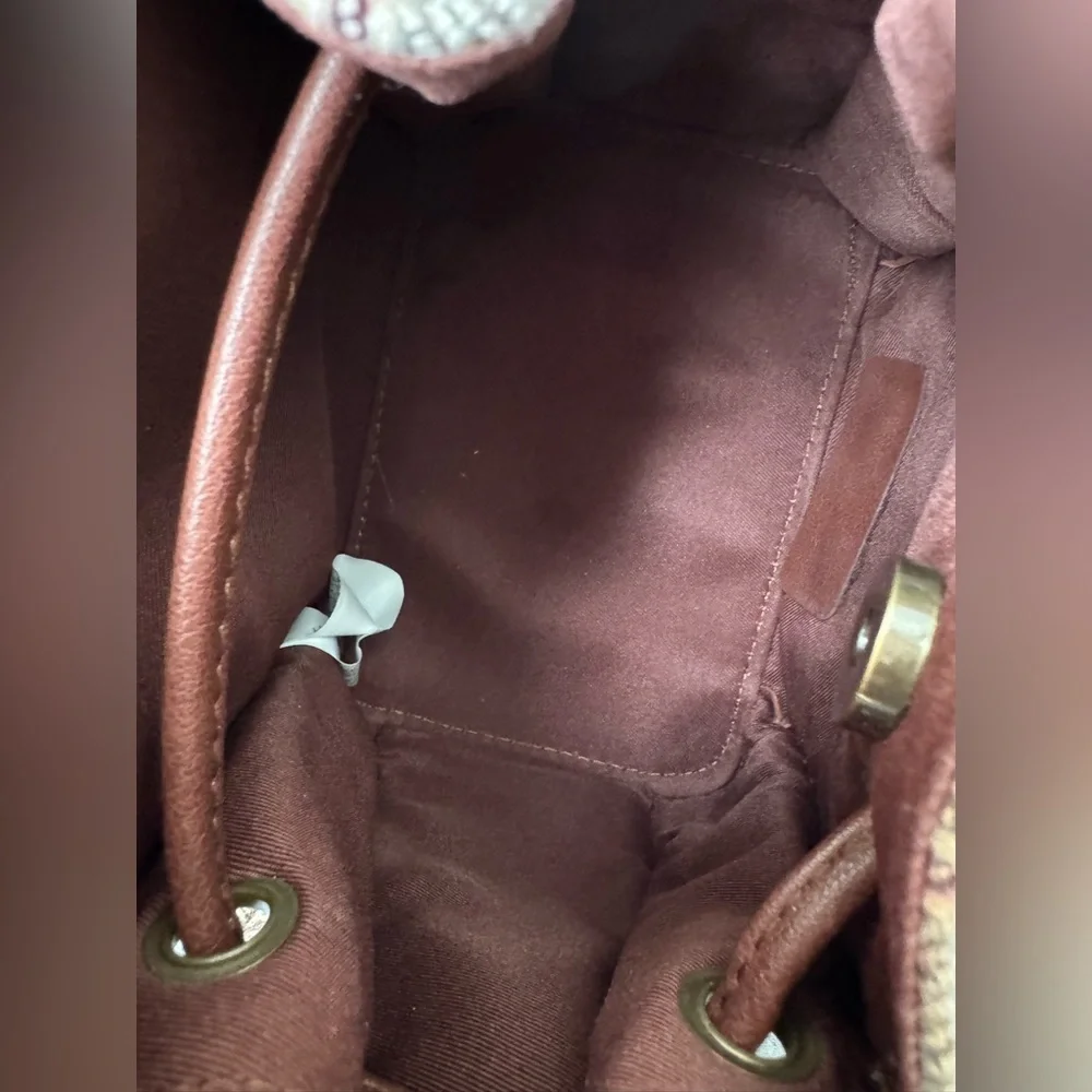 Frye & Co. Easton Mini Bucket Bag – Soft Plaid/Rum Raisin – NWT - Picture 7 of 8